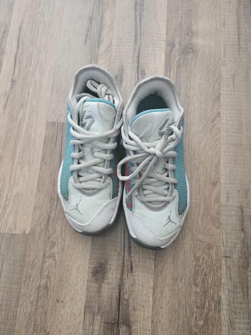 Luca's- by Jordan Kids White and Teal Low-Top Sneakers
